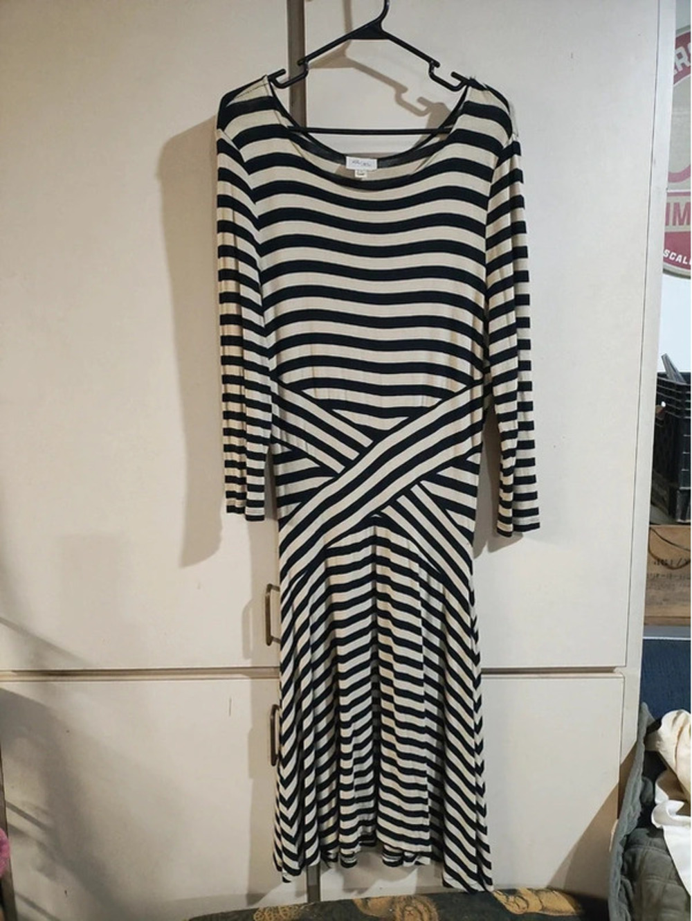 Beige by eci size Large Striped Long sleeve